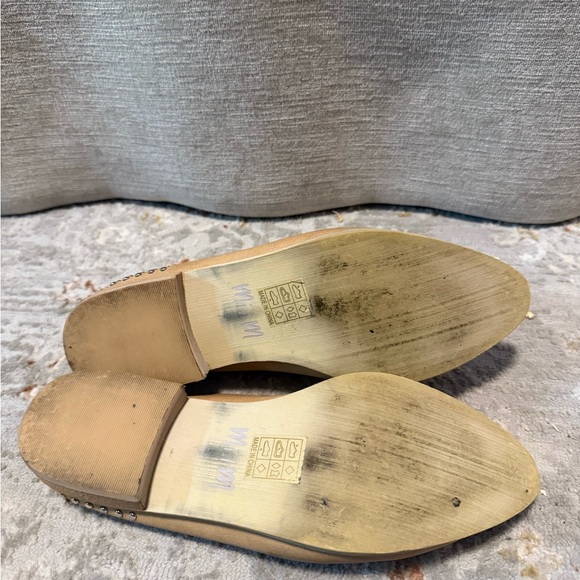 Mi.iM Tan Tassel Loafers - Picture 3 of 4